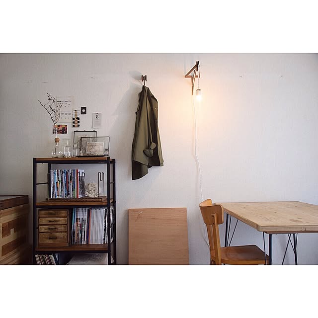 Lounge,krank/marcello,エフォートレス・スタイル,蚤の市,メンズ部屋,塩系インテリア,instagram:go_room,DIY,古道具,一人暮らし,フランスアンティーク,baumann,ウミウチワ,ピューター,ドライフラワー aman0jackの部屋