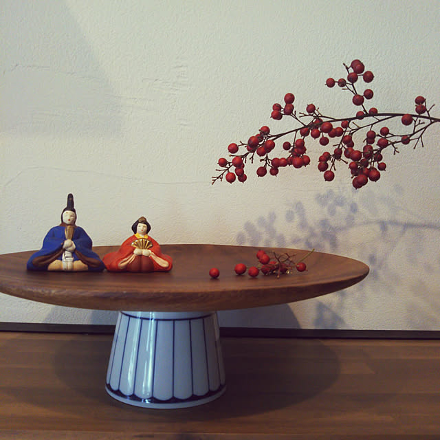 2019.1.23,無印良品,無印アカシアプレート,無印蕎麦猪口,グリーンのある生活,ひな人形,南天,硅藻土の壁,リメイク,ひな祭り,On Walls hana-の部屋