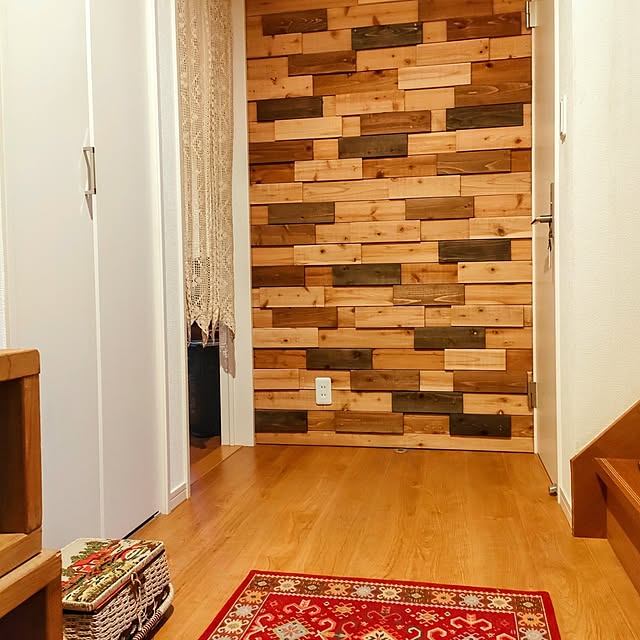 Entrance,DIY,ブラウン,茶系インテリア,建売住宅,1×4材,カフェ風,古道具,スクラップウッド,SPF材 AKiCHiの部屋