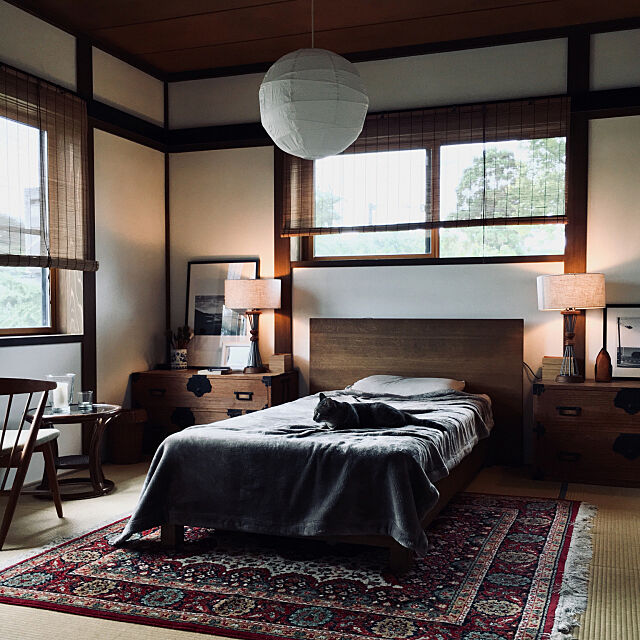 Bedroom,寝室,和洋折衷,和室,和のある生活,ねこのいる風景,ねこと暮らす,ホテルライク,ACME,和ダンス,和室リフォーム,和のミックス,ペルシャ絨毯,DIY Fumiyoshijmiの部屋
