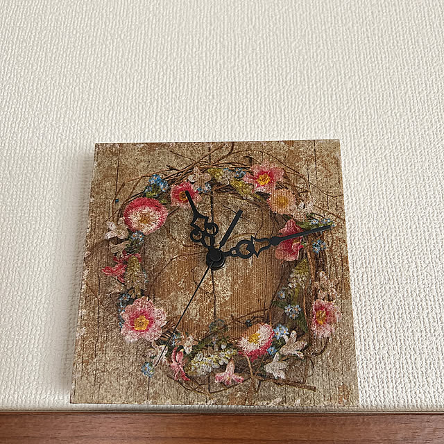 端材利用,デコパージュ初心者,時計,手作り,DIY,On Walls mulberryの部屋