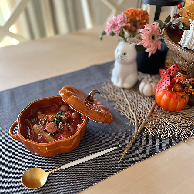 My Desk,秋,ダイニング,食器,花,キャンドル,ハロウィン,お花,海外インテリアに憧れる,シャビーシック,テーブルコーデ,STAUB ayuの部屋