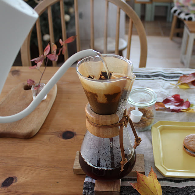 My Desk,chemex,yamazen,ひとり時間,珈琲のあるあたたかい暮らし,山善,マグカップ,comiri cafe,珈琲,山善アンバサダー,niko and…,暮らしに山善,落ち葉,ケメックス,coffee,山善電気ケトル,電気ケトル,sakuzan,温調ケトル comiriの部屋