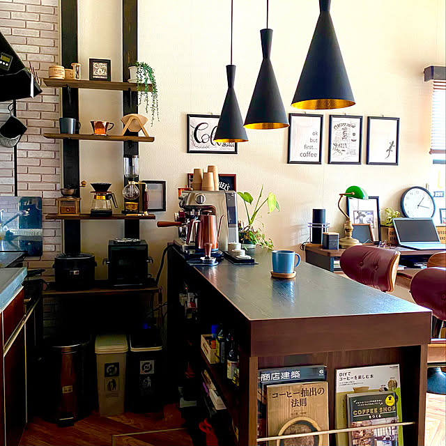Breville,kalita,origamiドリッパー,エスプレッソマシン,カフェコーナー,1LDK,カフェ風,おうちカフェ,コーヒーのある暮らし,賃貸,カウンターテーブル,ちゃんとします。,観葉植物,ハンドドリップ,一人暮らし,喫茶店風,yamazen,bonmac,ペンダントライト,サイフォン,Kitchen masaomiの部屋