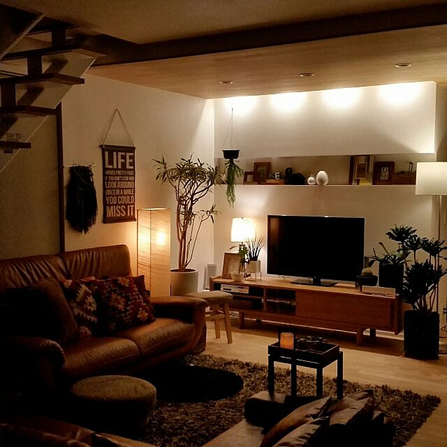 Lounge,照明,間接照明,無加工無修正pic,ニトリの照明,コイズミの照明 chieの部屋