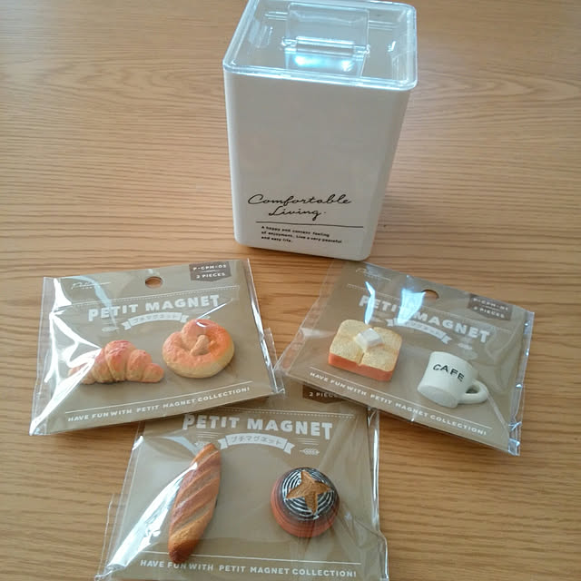 My Desk,シルク,シルク購入品,パンマグネット,マグネット,パンモチーフ,綿棒ケース Teaの部屋
