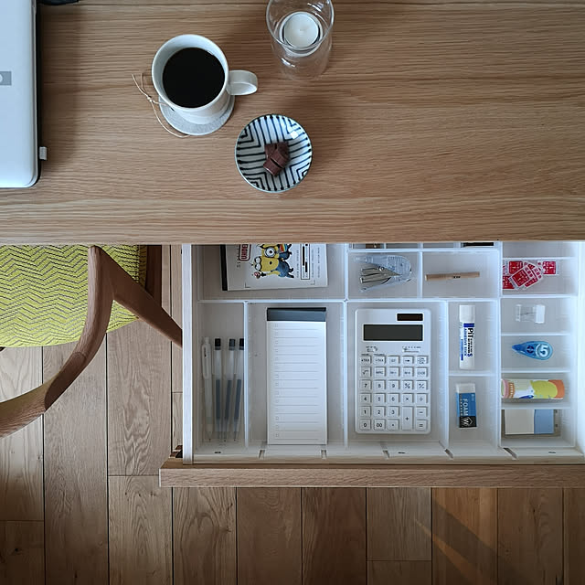 My Desk,お気に入り,平屋暮らし,丁寧に暮らしたい,シンプルな暮らし,二人暮らし,イッタラ ティーマ,無垢材の床,無印良品 収納,パソコンデスク,日進木工,砥部焼きのお皿 koyurizuの部屋