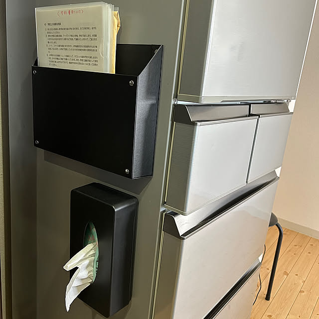 Kitchen,山崎実業 tower,100均インテリア,100均リメイク,ティッシュケース DIY,ティッシュケース,浮かせる収納,100均アイテム,見せる収納,キッチン雑貨,キッチン収納,黒で統一 nee_roomの部屋