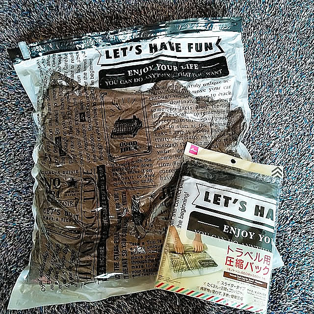 My Shelf,春支度,圧縮袋,ダイソー,衣替え waniwaniの部屋