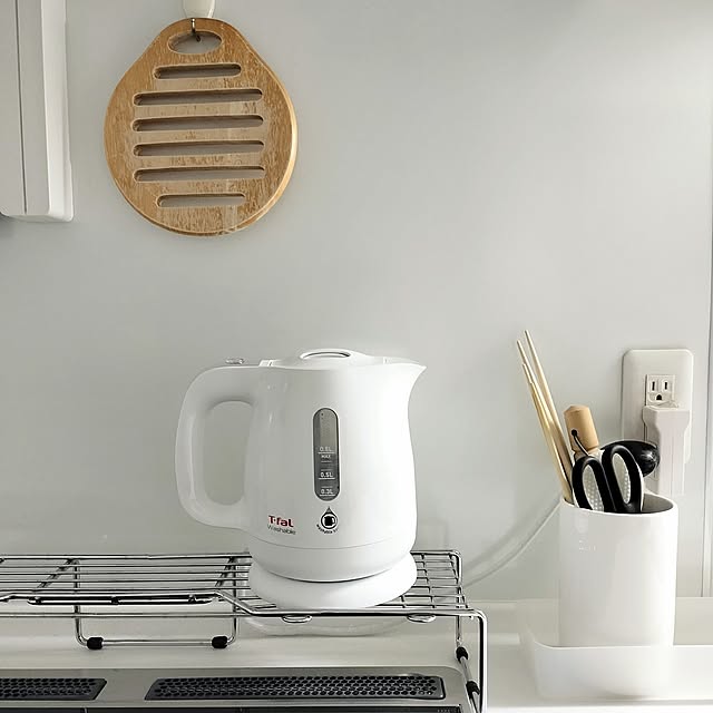 Kitchen,ケトル,北欧,シンプル,ホワイトインテリア,北欧インテリア,モノトーン,家電,おしゃれ家電,シンプルインテリア,ティファール,ウォッシャブル,丸洗いできるケトル,電気ケトル,モダンインテリア sakuraの部屋