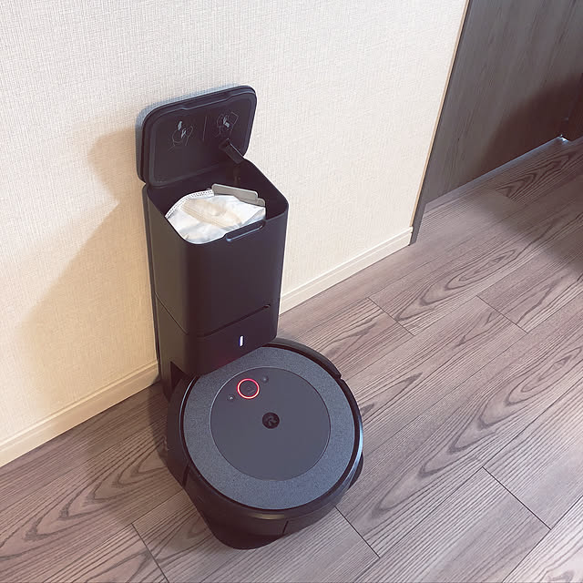 ルンバi3+,おうち快適化計画,アイロボット,きれいをキープ,すっきり暮らしたい,Lounge ascotの部屋