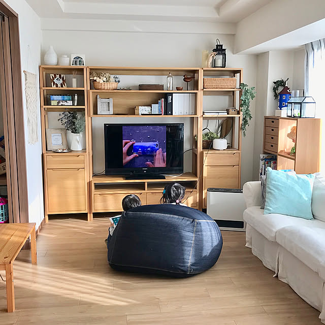 体にフィットするソファ,無印良品,ナチュラル,カフェ風,シンプルナチュラル,マンション暮らし,北欧,ドライフラワー,フェイクグリーン,ナチュラルインテリア,マンションインテリア,unico,IKEA,Lounge Moniの部屋