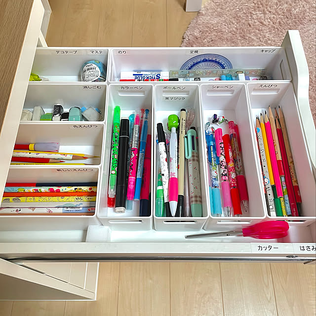 ラベリング,収納,ダイソー,IKEA,文房具,引き出し収納,文房具収納,子供部屋,My Desk Erinの部屋