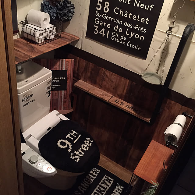 Bathroom,手すりリメイク,トイレットペーパーホルダーdiy,トイレ改造,トイレインテリア,100均リメイク,ヴィンテージスタイル,ヴィンテージテイスト,ブルックリン,100均,LIMIA→yuka,interior,賃貸インテリア,見せる収納,グリーンのある暮らし,インスタ→yuka_setsu0527,カフェみたいな暮らし,男前カフェ,DIY,壁リメイク,男前インテリア,カフェ風インテリア,ブルックリンカフェスタイル,ブルックリンカフェ,セルフリノベーション,フェイクグリーン,リメイクシート,ブルックリンカフェ風インテリア yuka0527の部屋