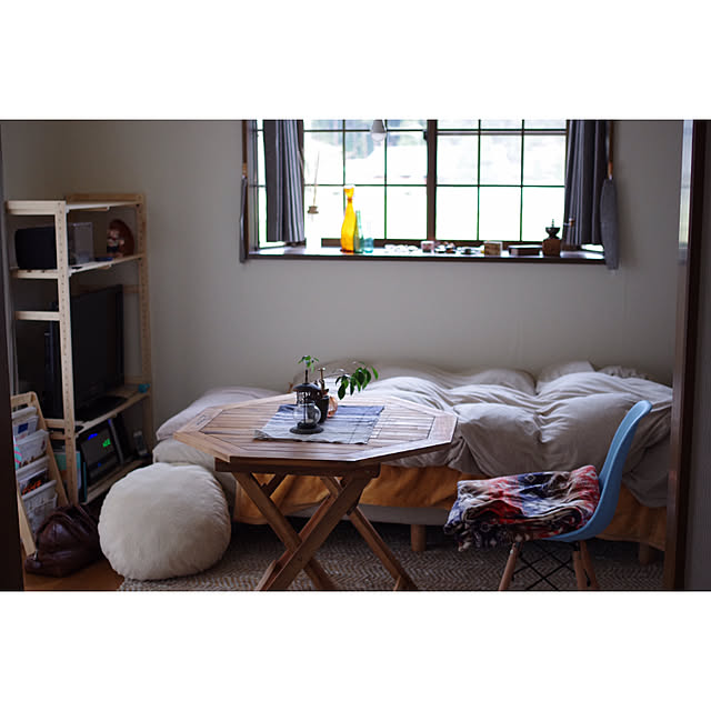 My Desk,出窓,シンプルライフ,セリア,雑貨,観葉植物,シンプルナチュラル,みせる収納,アンティーク,無印良品,出窓ディスプレイ,シンプル,100均,ナチュラル,グリーンのある暮らし,出窓のインテリア,植物,植物のある暮らし,北欧,ドライフラワー,キャプテンスタッグ,椅子,ウッドラック,無垢材,チェア,アウトドアインテリア ytkの部屋