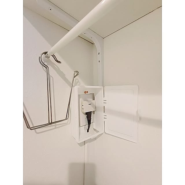 On Walls,10分でできる,1R,洗濯機置き場,つっぱり棒収納,コンセントカバーDIY,配線隠し,狭小ワンルーム,ヒオリエ,一人暮らし panの部屋