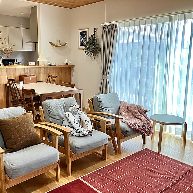 Lounge,ラグ,18畳LDK,ブランケット,この秋、買ってよかったもの,癒し,ナチュラルインテリア,メープル材,冬支度,コメントお気遣いなく♡,無垢床 yoppiの部屋