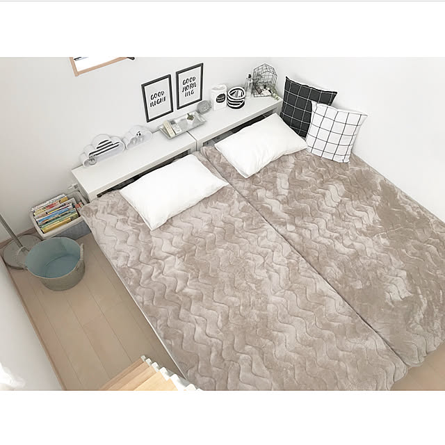 Bedroom,シングルベッド,寝室,ベッドルーム,インテリア,雑貨,IKEA,100均,ホワイトインテリア,シンプル,スキップフロア,ディスプレイ,モノトーンインテリア,ナチュラルインテリア,北欧,ナチュラル Yayoiの部屋