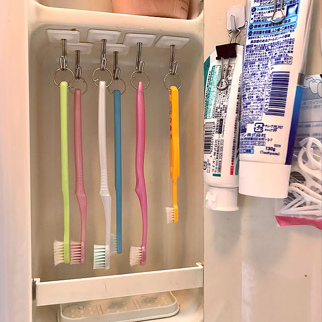 吊り下げ収納,歯ブラシ収納,6人家族,子供4人,こどものいる暮らし,Bathroom nekodaの部屋