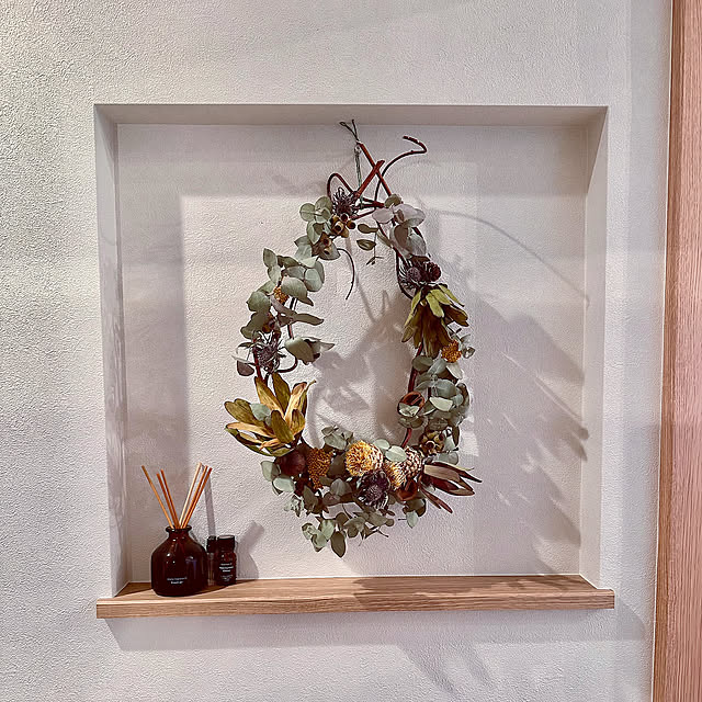 On Walls,セミオーダー住宅,ドライフラワーのある暮らし,ドライフラワーリース,玄関ニッチ,ナチュラルインテリア hachiの部屋