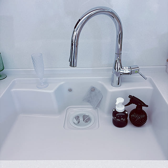 Kitchen,スポンジ置き場,スポンジ,seria,掃除シート,無印良品,100均,キッチン,100均アイテム,平屋,ひとり暮らし,平屋暮らし,家事,キッチンの工夫,おすすめアイテム,家事ラク,ホワイト,シンクのカゴ tomatoの部屋