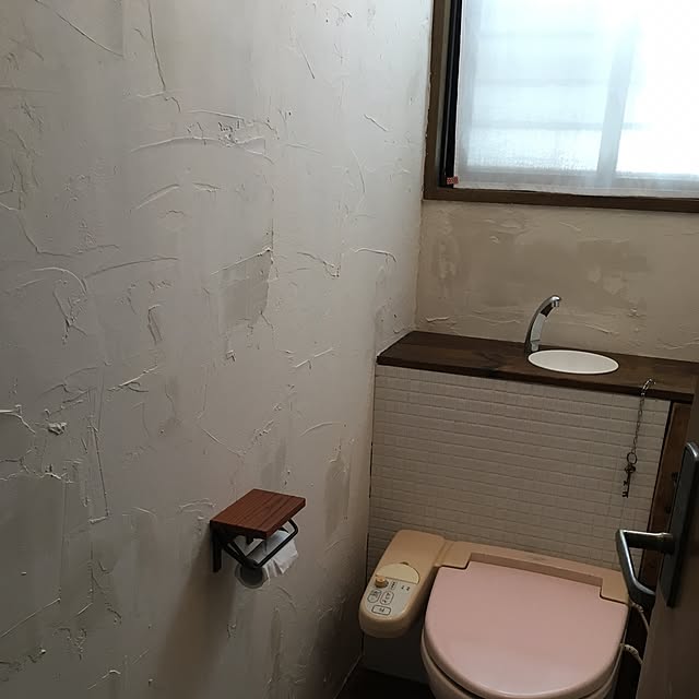 Bathroom,トイレタンク隠し DIY,漆喰壁DIY,モザイクタイル DIY,旦那の実家セルフリフォーム,ビーズランプ手作り,野田琺瑯のボウル,DIY,トイレタンクカバーDIY maの部屋