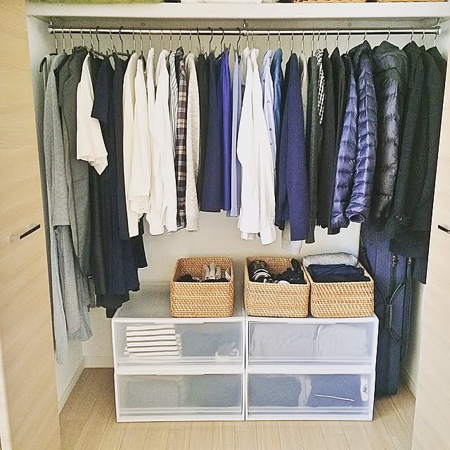 Bedroom,MAWAハンガー,持たない暮らし,私服の制服化,ミニマリストに憧れて,シンプルライフ,収納,衣類収納,重なるラタン長方形バスケット,ポリプロピレンケース,無印,無印良品,クローゼット,二人暮らし,1LDK,賃貸,シンプルインテリア,新居,シンプル miyoの部屋
