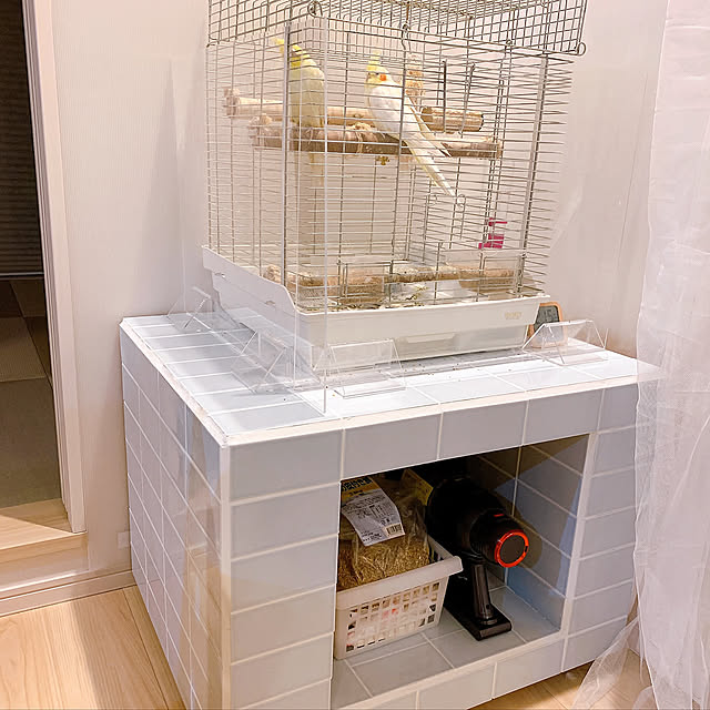 タイルテーブル,鳥小屋DIY,オカメインコ,DIY,北欧,韓国インテリア,Lounge pin.no_ouchiの部屋