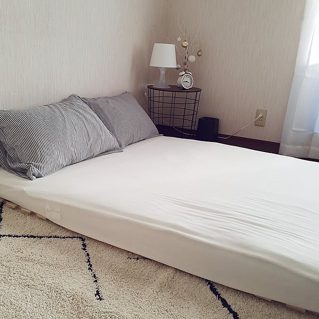Bedroom,ニトリ,IKEA,ラグ,ニトリのカーテン,寝室インテリア,客間 77emの部屋