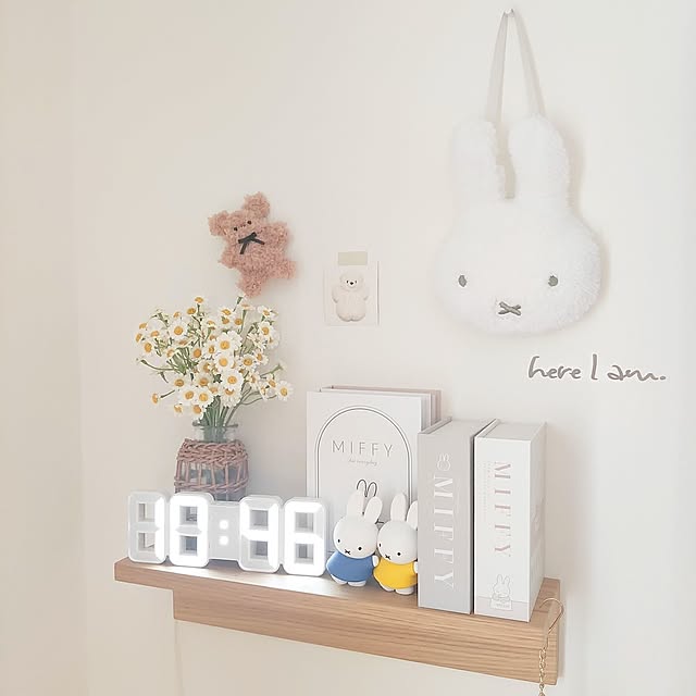 On Walls,壁飾り,IKEA,イケア,ミッフィー,造花,salut!,フェイクフラワー,ナチュラルインテリア,ミッフィーちゃん,淡色インテリア,モールドール,無印良品,無印良品 壁に付けられる家具,雑貨 mari__ouchiの部屋