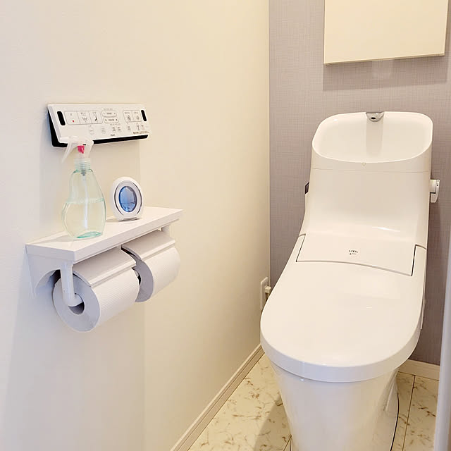 Bathroom,新生活,トイレの消臭剤,ファブリーズトイレ用 置き型消臭剤,まめピカ,まめピカ抗菌プラス,トイレ掃除グッズ,トイレを快適に,LIXILトイレ,アクセントクロス,大理石調の床,建売だけど心地よく,時短家事,マストアイテム,訪問ありがとうございます♡,コメントお気遣いなく♡,minneオープンしてます♡ suzuの部屋