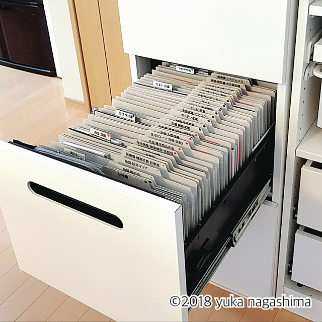 My Shelf,バーチカルファイリング,ファイリング,モノトーン,書類整理,書類収納,白黒,収納,書類 yuka.nagashimaの部屋