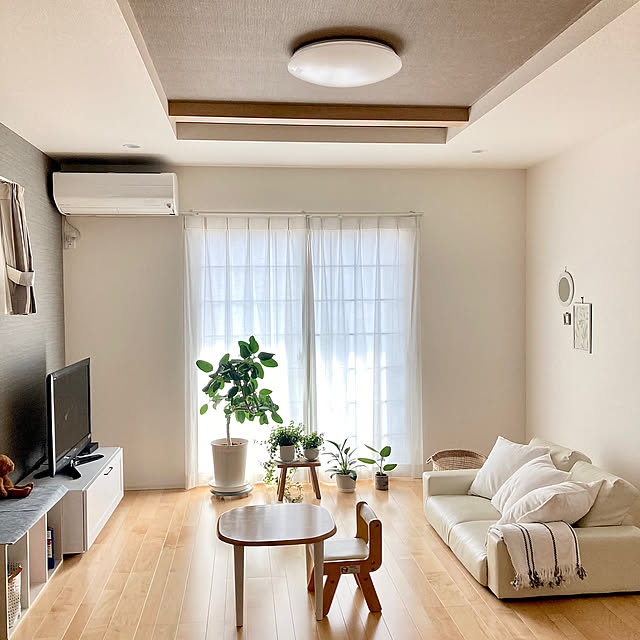 縦長のお部屋レイアウト,海外インテリアに憧れる,建売住宅,いいね&フォローありがとうございます☆,RoomClip運営チームの皆様に感謝♡,RoomClipの出逢いに感謝♡,ナチュラルカントリー,Lounge mamikoの部屋