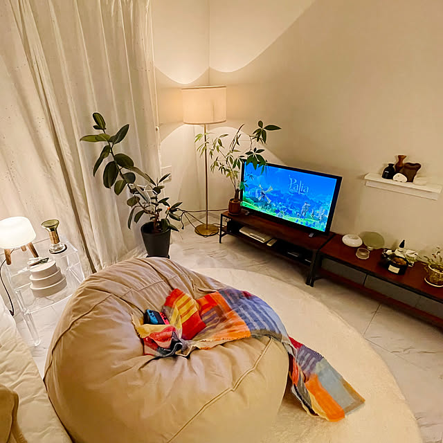 Lounge,Switch置き場,ゲーム,ゲーム部屋,一人暮らし,1K,賃貸,床DIY,大理石調フロアタイル,unico,テレビ台 leeの部屋