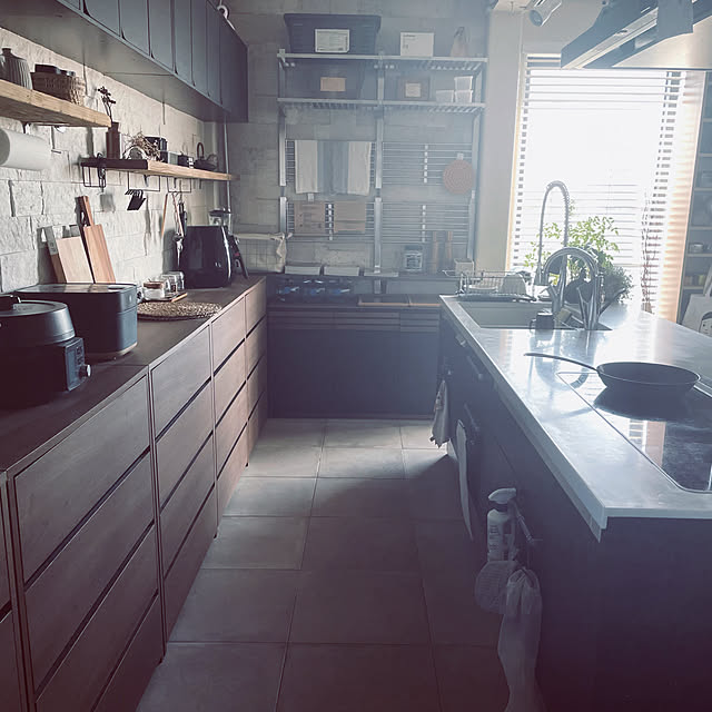 カフェ風,リノベーション,北欧,アンティーク,観葉植物,無垢材,多肉植物,DIY,照明,男前,ACTUS,レトロ,ナチュラル,タイル貼り,アクタス,一人暮らし,IKEA,インダストリアル,雑貨,無印良品,セリア,100均,ダイソー,ニトリ,Kitchen yuchhの部屋