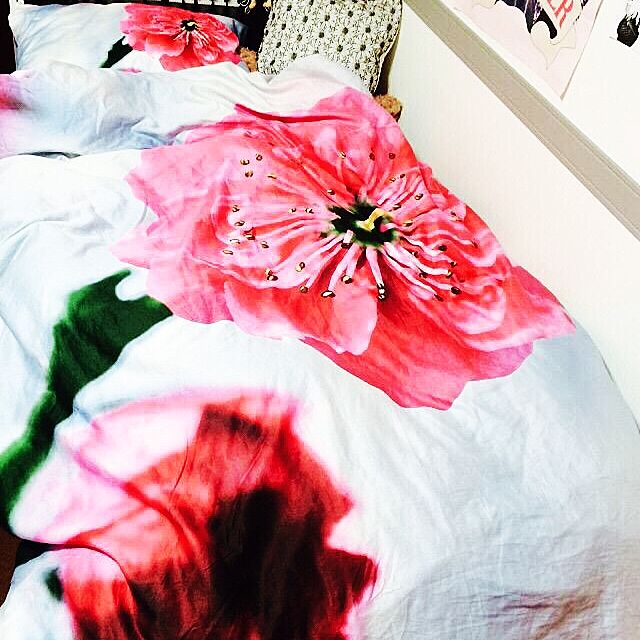 #花,#ベッド Yuiの部屋