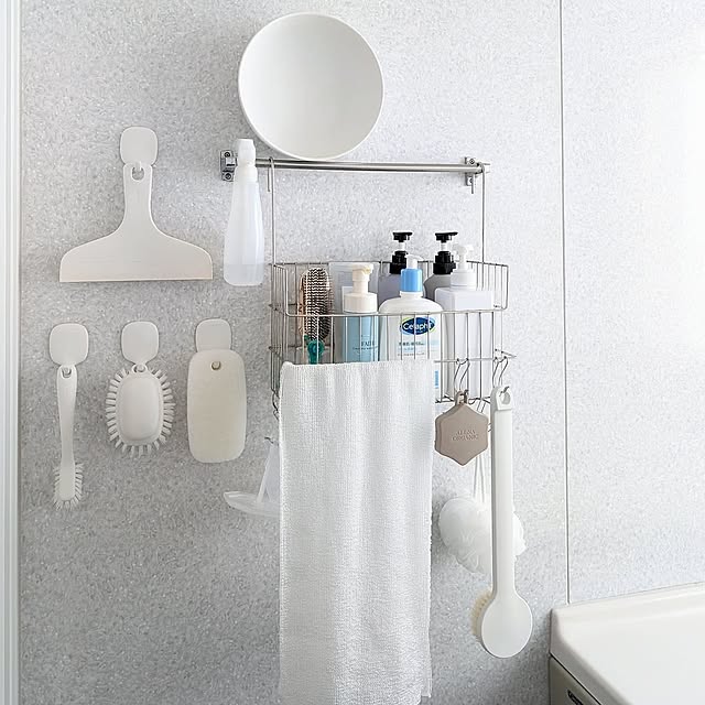 Bathroom,フック,夏,お気に入りアイテム,フック式バスケット,整頓収納,マグネットフック,マーナ MARNA,無印良品,横ブレしにくいフック,ラバーマグネット,錆びない,浮かせる収納,まとめて収納,吊り下げ収納,ステンレスフック,バスグッズ収納,便利アイテム,見ていただきありがとうございます,掃除を楽に♡ mak.の部屋