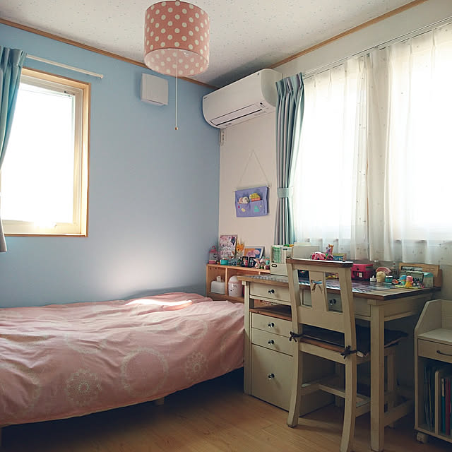 Bedroom,こども部屋,イベント参加♡,ニトリ,unico カーテン,アクセントクロス 水色,クルールデュレ,学習机,椅子,ランドセルラック,トリコ ペンダントライト,すのこベッド NAOの部屋