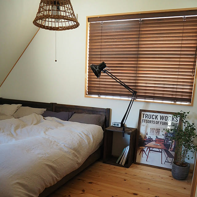 Bedroom,インスタ→slow.life.works,古民家系,家具はお義父さんがDIY!,ニチベイ・モニター応募,ニチベイ,ブラインド,クレール,クレールグランツ50,グレインブラウン,モニター当選,ありがとうございました slow-lifeの部屋