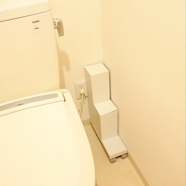 シンプルな暮らし,シンプル,無印良品,マンション暮らし,トイレブラシ収納,トイレブラシ,無印収納,くらし,Retto,トイレ収納,無印,シンプルホーム,収納,シンプルライフ,暮らし,シンプルナチュラル,キャスターもつけられるフタ rakudaの部屋