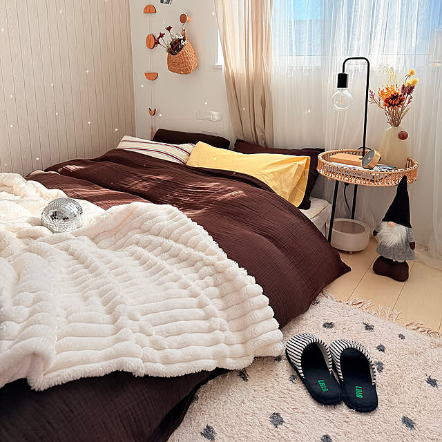 SHEIN,ルームウェア,Ohouse,ベッドカバー,H＆M HOME,ルームシューズ,海外インテリア,皆さんとの出逢いに感謝♡,韓国インテリア,いつも見てくれてありがとうございます♡ mri96の部屋