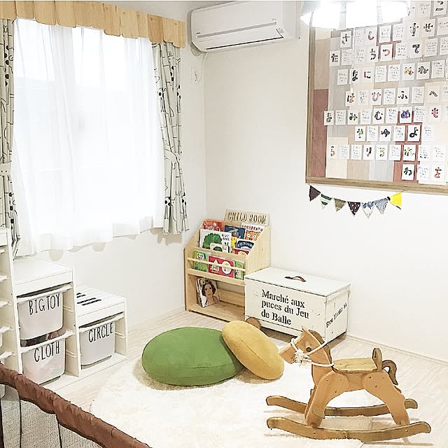 Bedroom,オムツ収納車,ニトリふわもちクッション,トロファスト,IKEA,子供部屋,100均,まだまだ改造中,時間が足りない…,毎日楽しい,ハンドメイド,賃貸,やっとここまで来た,ダイソー,DIY,賃貸アパート,セリア,楽しいな♡,ニトリ toriasyの部屋