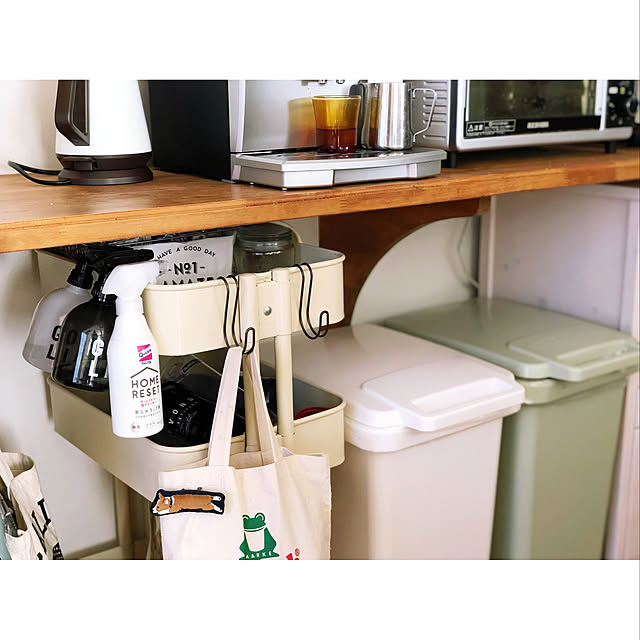 IKEAワゴン,IKEA,キャンドゥ,ウィルス除去,ウィルス対策,掃除しやすい家,除菌,大掃除,キッチンのゴミ箱,Instagramやってます,インスタやってます！,キッチンカウンター下,kamuhome,キッチンカウンター下収納,マイホーム,Kitchen,セリア amu11の部屋
