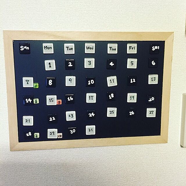 DIY,ガラスタイル,100均リメイク,カレンダー,リビング,Daiso Sayakaの部屋