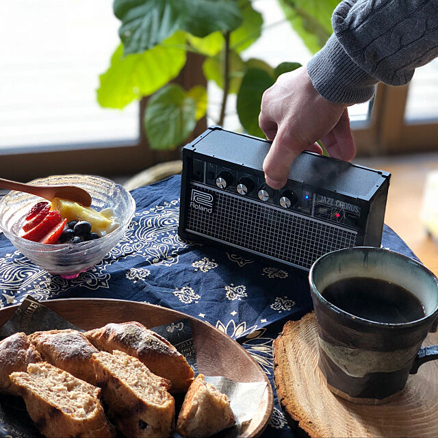 Kitchen,Roland,音楽のある生活,音楽,手作りパン,フルーツヨーグルト,観葉植物のある暮らし,しあわせな時間♡,珈琲のあるあたたかい暮らし,珈琲,カウンターDIY,カントリーログハウス,クールテイスト,BESSの家 asuka3646の部屋