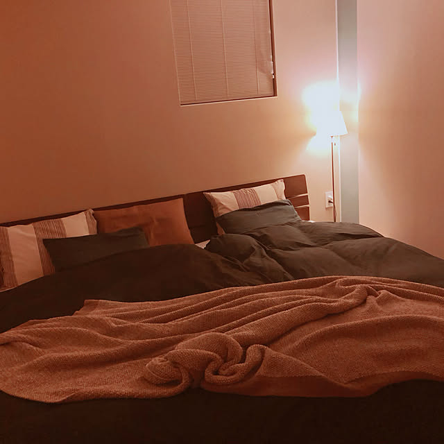 間接照明,ベッド,ベッドルーム,北欧,ナチュラル,Bedroom makimakiの部屋