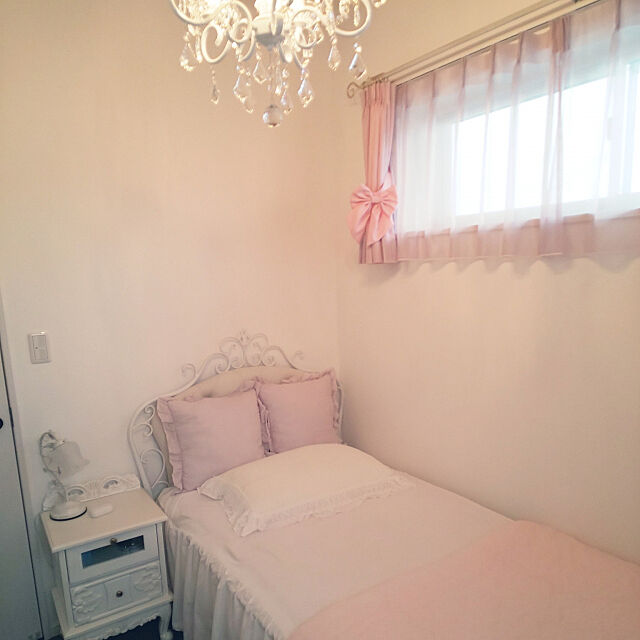 Bedroom,寝具,ありがとうございます♡,ピンク,ピンク✕ホワイト,プリンセスルーム,姫部屋,ロマプリ,キラキラ,かわいい♡,ぶりっ子,日本ベッドのマットレス,日本ベッド suzukichiの部屋