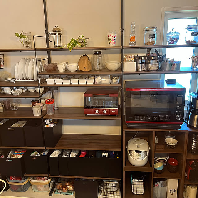 ダークブラウン✖️黒,ダークブラウンの家具,NESPRESSO♡,カラーボックス DIY,ニトリ　Nポルダ,IKEA,ニトリ,キッチン,100均,ダイソー,Kitchen,AQUA冷蔵庫 reotan1206の部屋