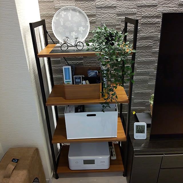 My Shelf,RCの出会いに感謝♡,いいね、フォロー本当に感謝です♡,ＧＷは元気に引きこもって過ごします♡,シンプルな暮らし,かめらまーく|ωΦ),ありがとうね♥,しろが好き*,グレー好き♡,IKEA♡,アイアンと木の棚,季節を楽しむ暮らし,エコカラットの壁,フェイクグリーン♡,ニトリ,エプソンプリンター,ニトリのボックスにはパソコンを立て収納 sakamo0829の部屋
