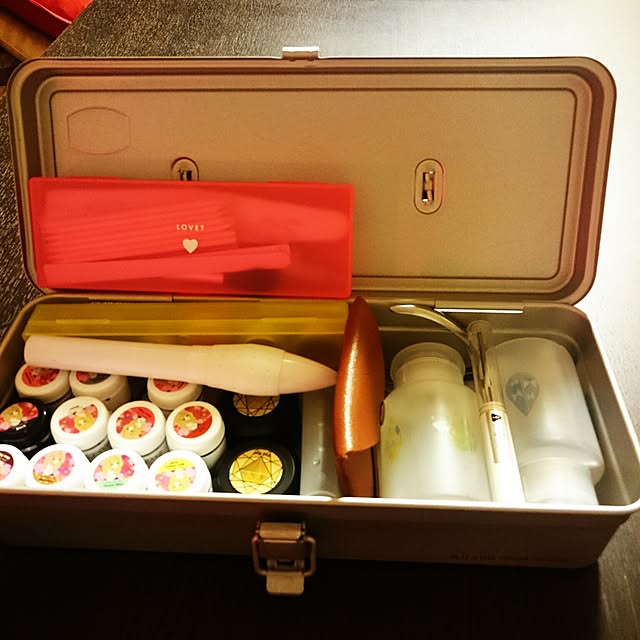 Lounge,収納ボックス,Daiso,コーナン,TRUSCO,DAISO♥,ネイル収納,ジェルネイル収納,TRUSCO 工具箱,スチール工具箱 hig.の部屋
